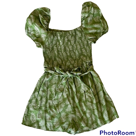 Daisy May Green Shorts Romper. Medium - Picture 1 of 9
